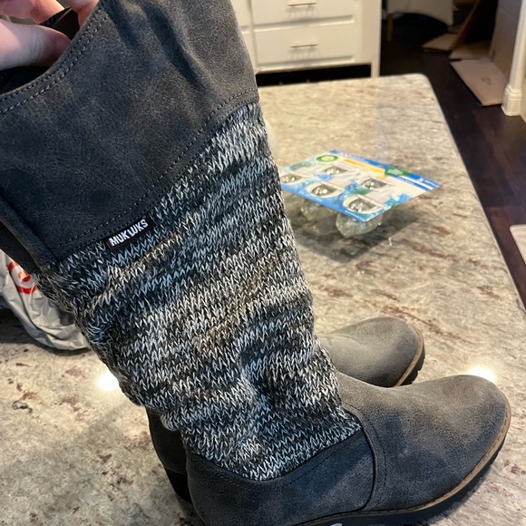 NWT Muk Luks Boots - Picture 3 of 4